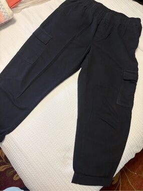 GAP Black Cargo Jogger Pants